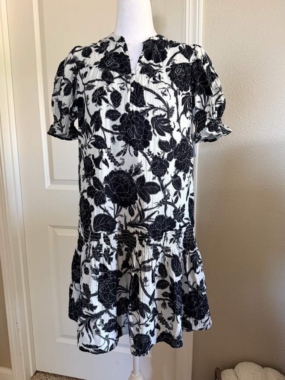 Floral Black Beige Low Waist Cotton Gauze Feel Summer Dress Size XS 0 2 TM - Picture 2 of 12